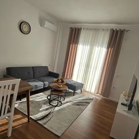 Apartment 7